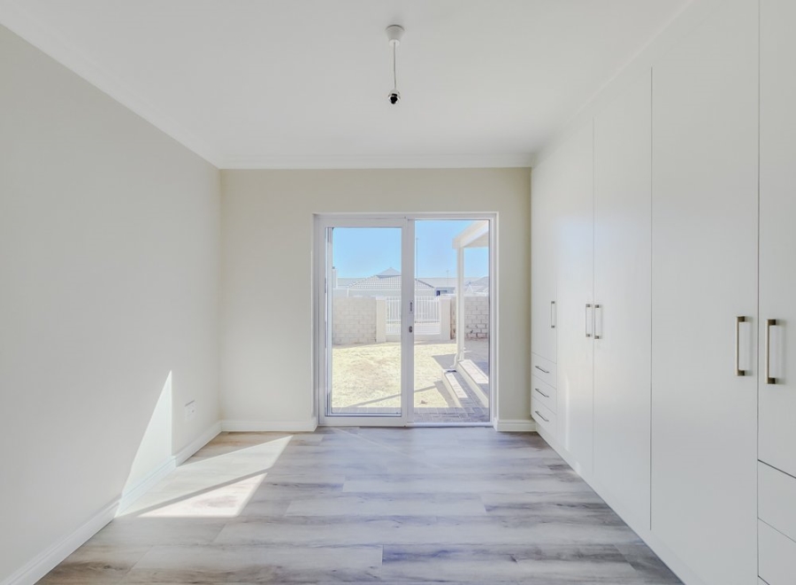 To Let 3 Bedroom Property for Rent in Pinehurst Western Cape